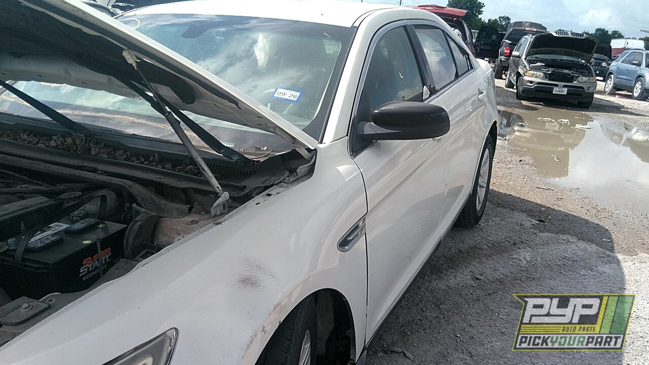 Photo of 2011 Ford Taurus