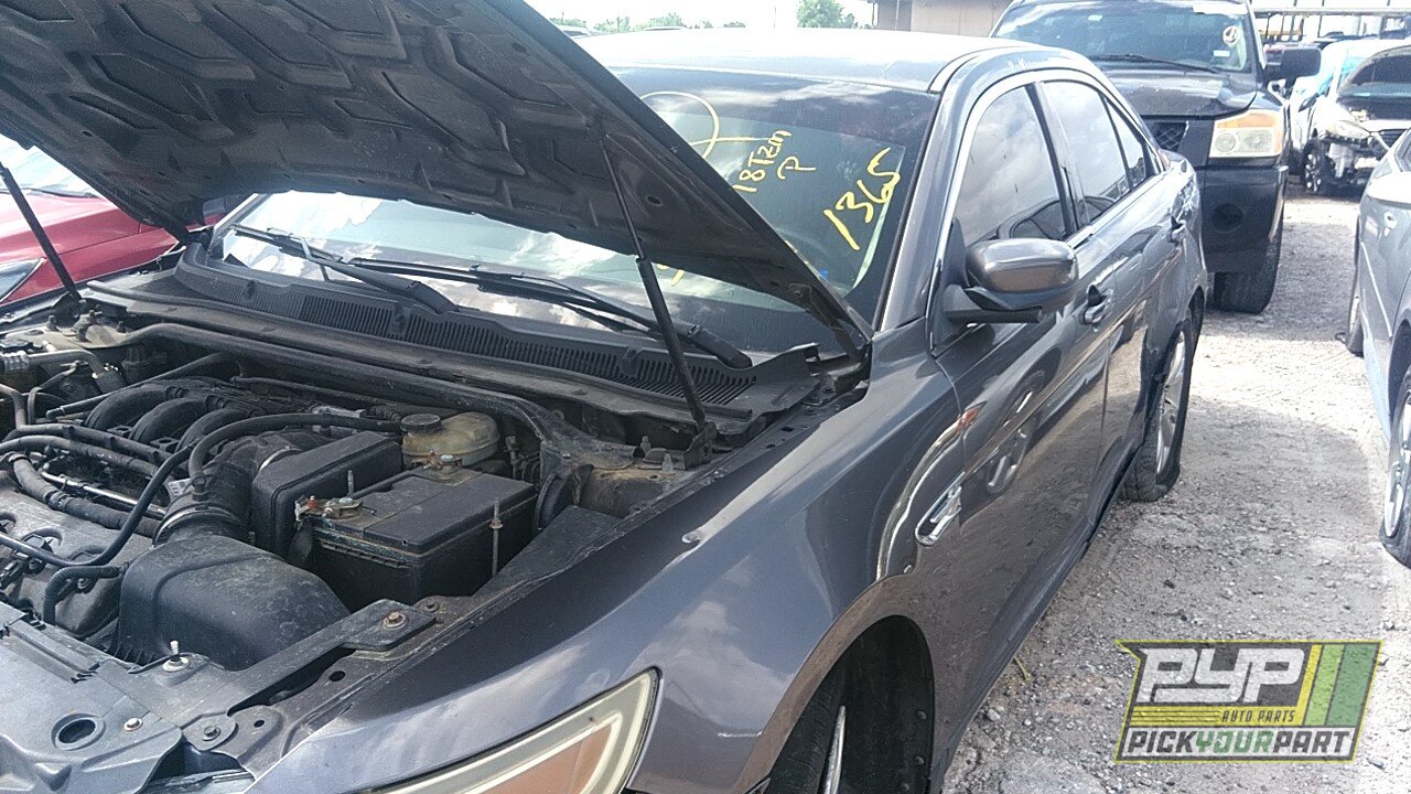 Photo of 2012 Ford Taurus