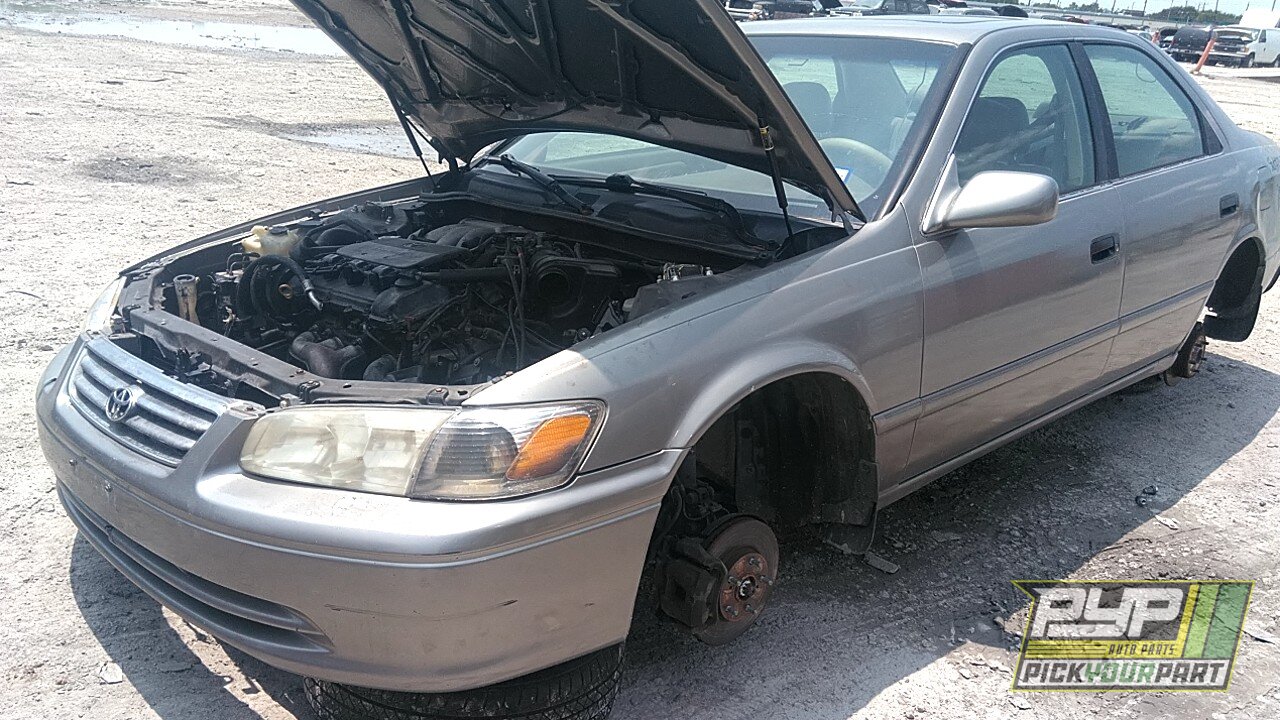Photo of 2000 Toyota Camry
