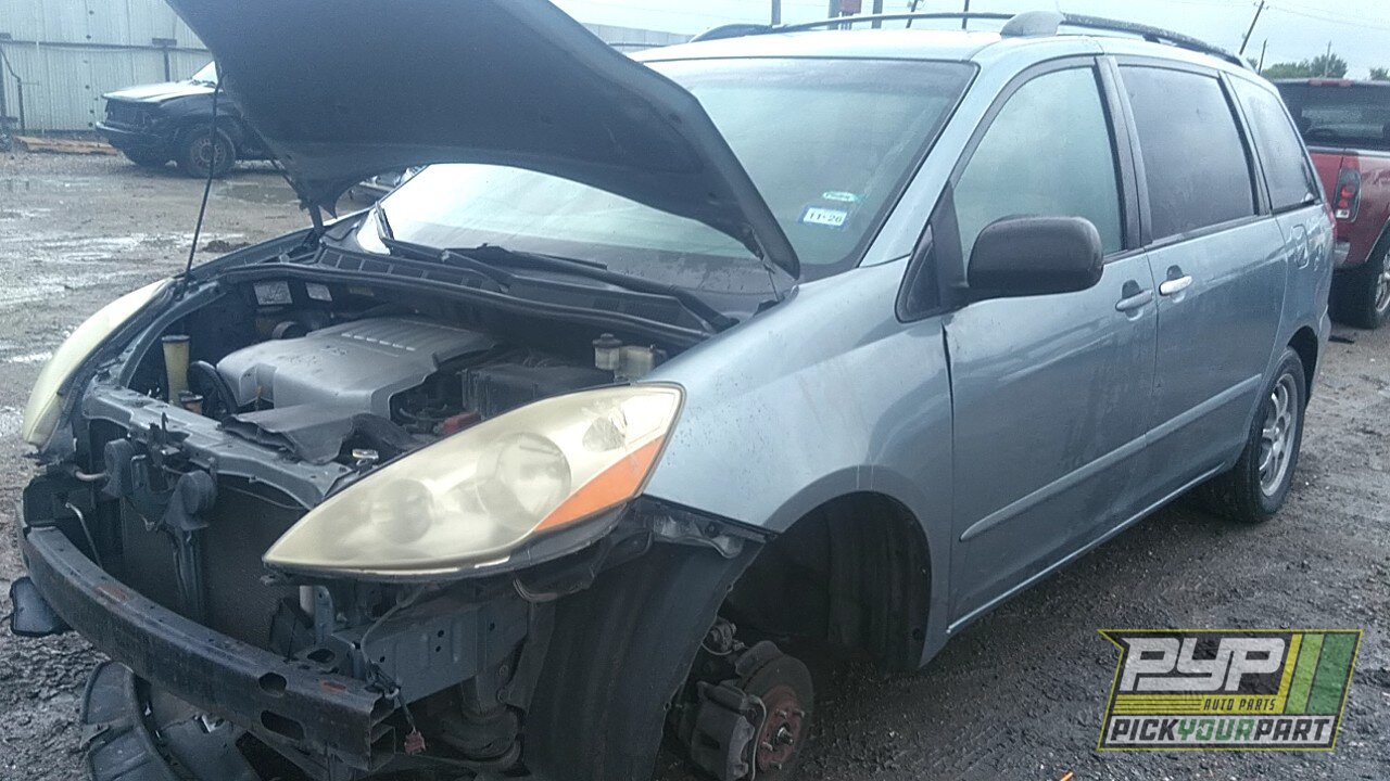 Photo of 2008 Toyota Sienna