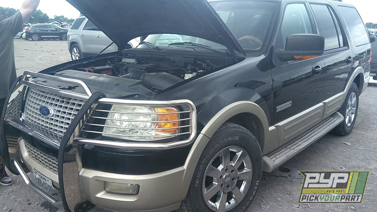 Photo of 2005 Ford Expedition