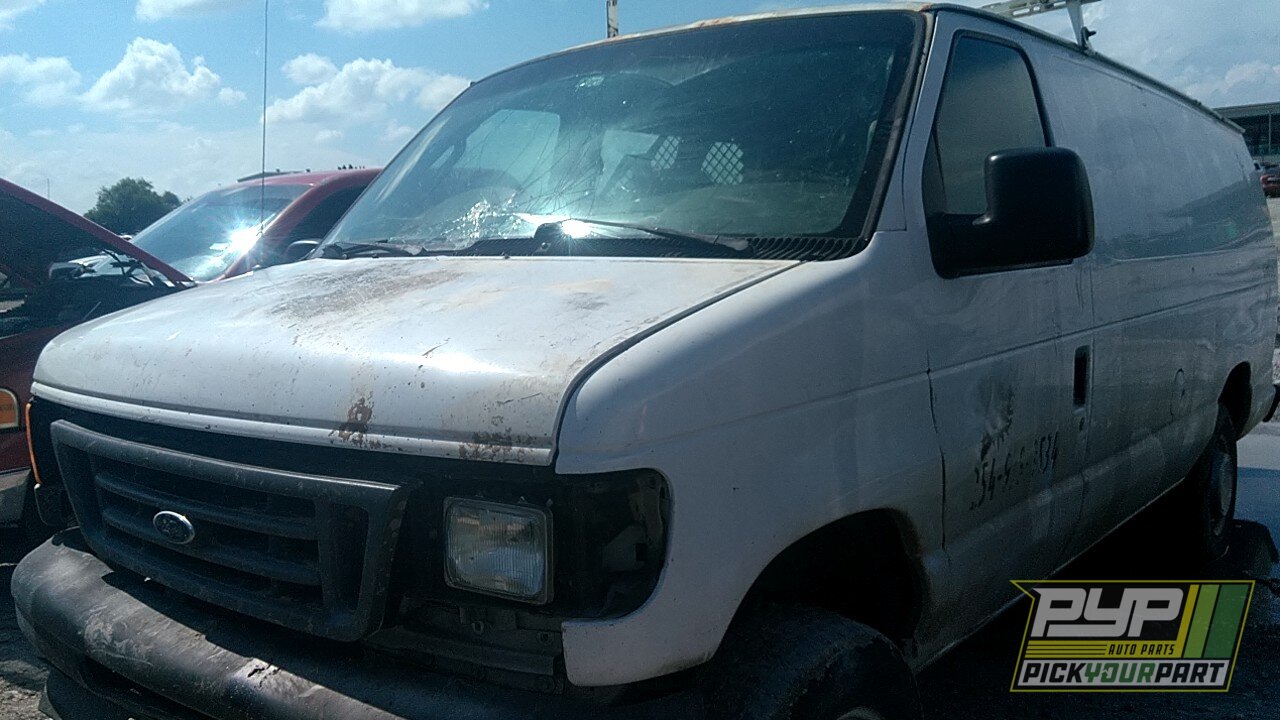 Photo of 2005 Ford E-250