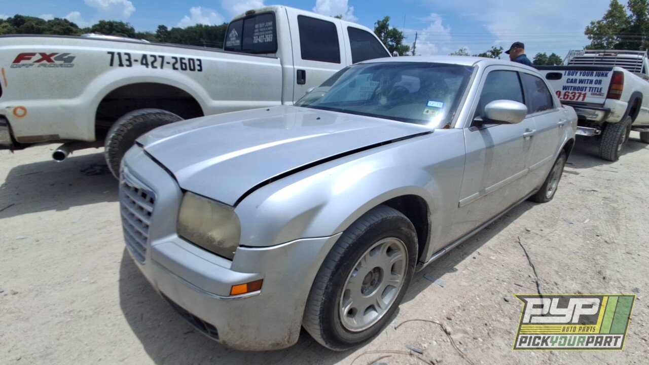 Photo of 2005 Chrysler 300