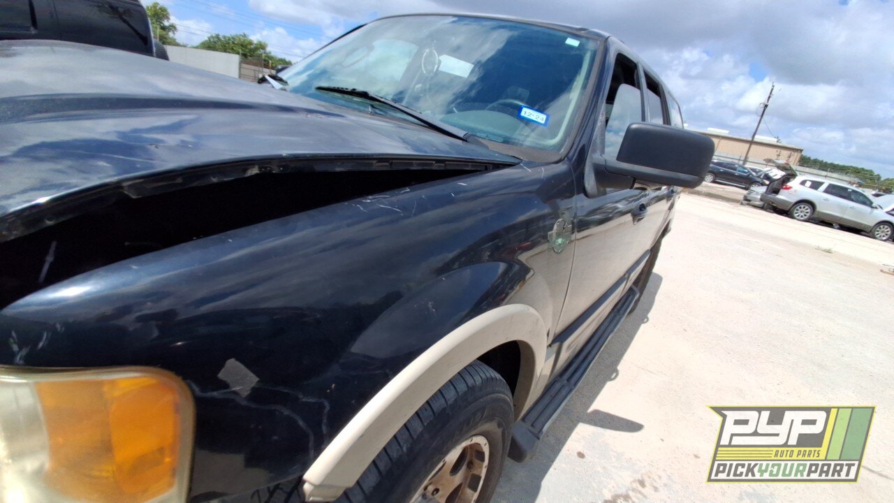 Photo of 2004 Ford Expedition