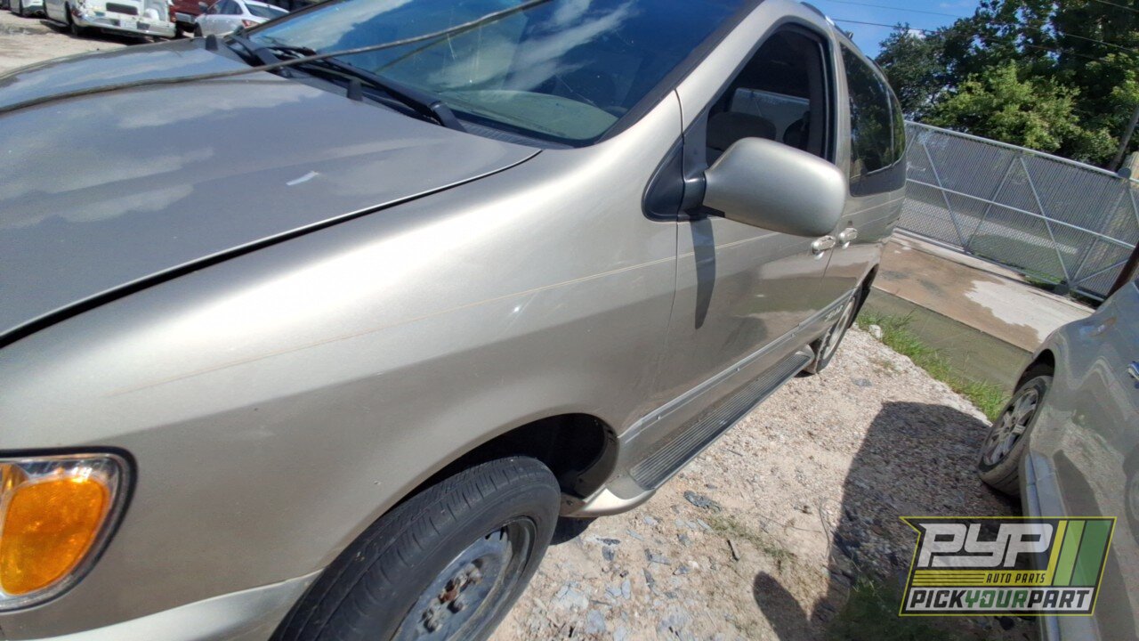 Photo of 2002 Toyota Sienna