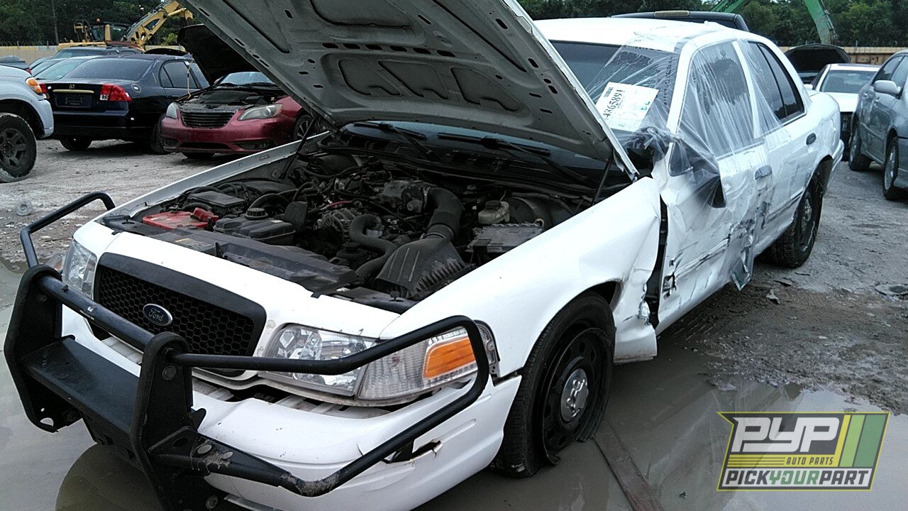 Photo of 2010 Ford Crown Victoria