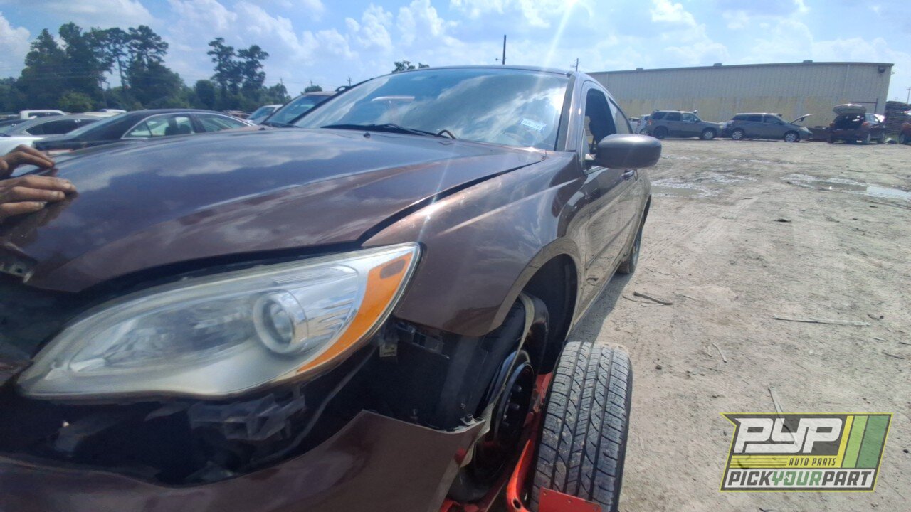 Photo of 2013 Chrysler 200