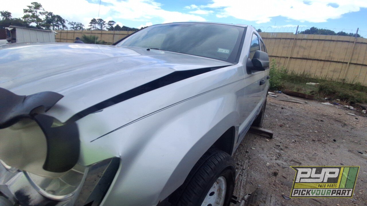 Photo of 2005 Jeep Grand Cherokee