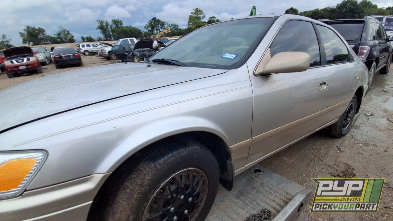 Photo of 2000 Toyota Camry