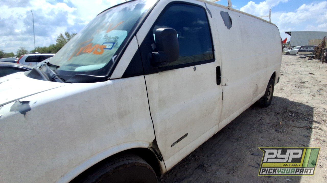 Photo of 2005 Chevrolet Express 2500