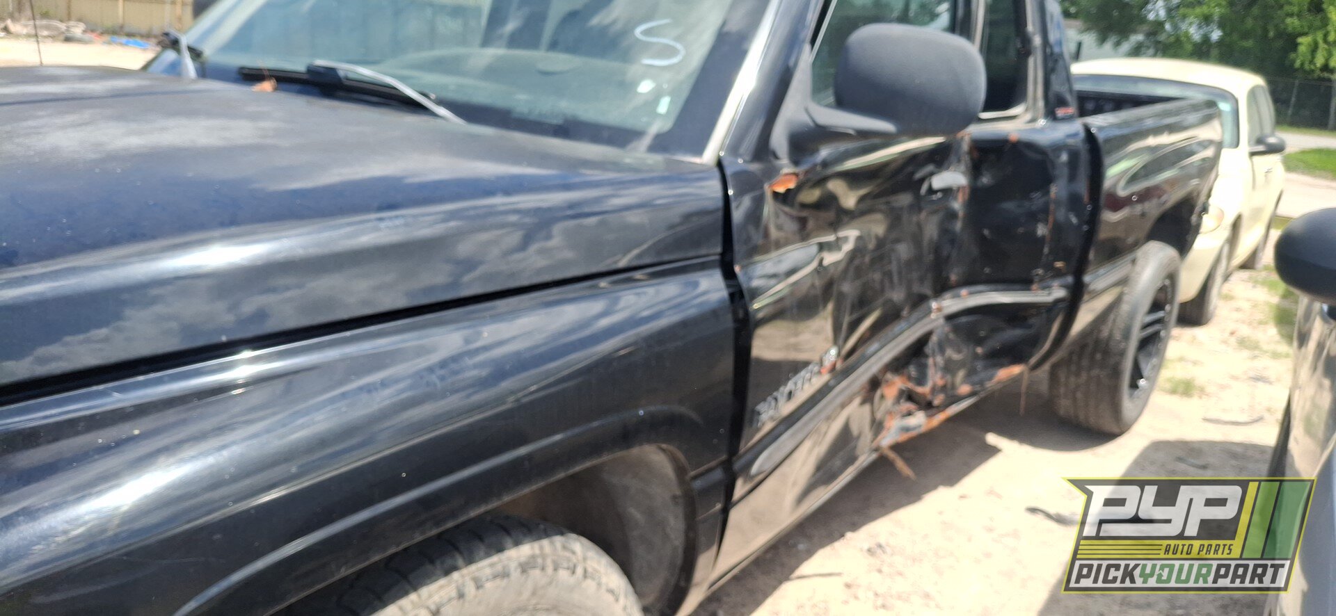Photo of 1999 Dodge Ram 1500