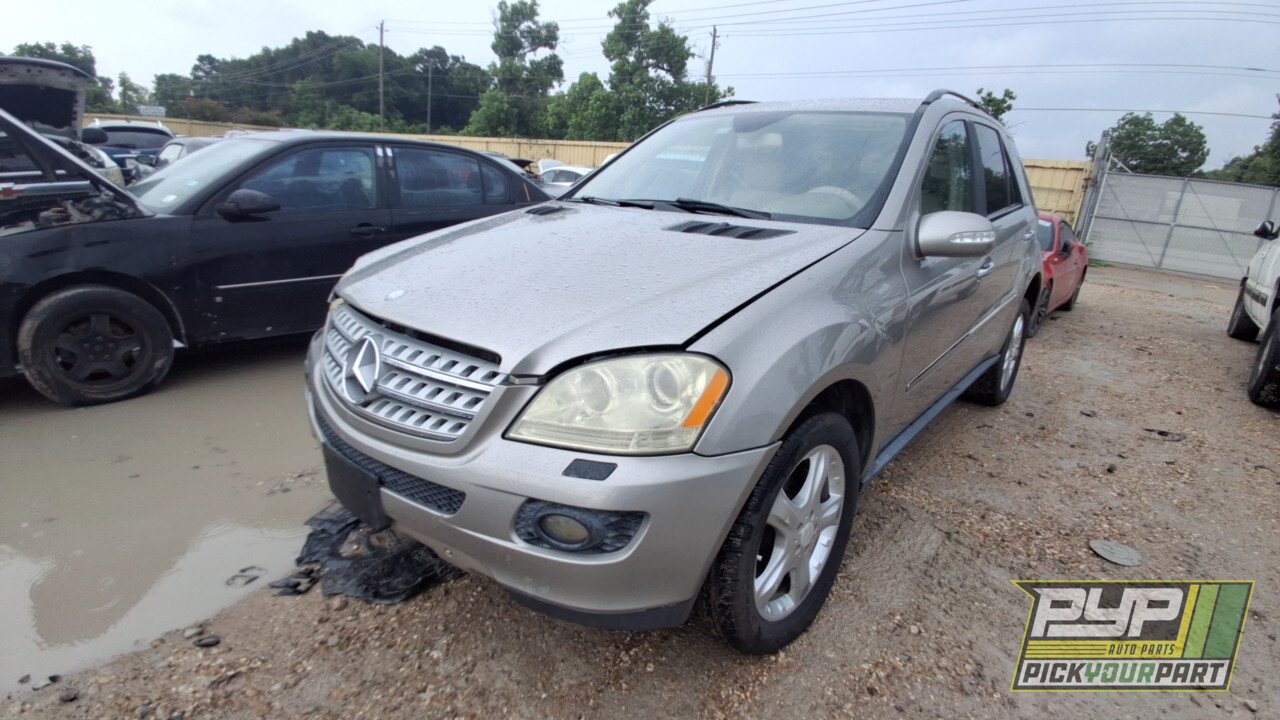 Photo of 2008 Mercedes-Benz Ml320