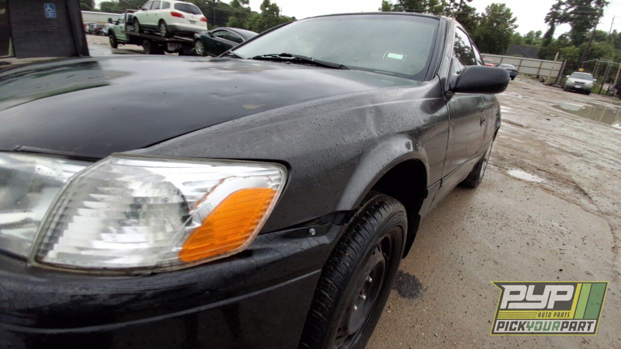 Photo of 2000 Toyota Camry