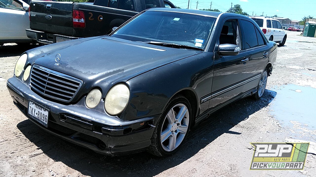 Photo of 2001 Mercedes-Benz E320