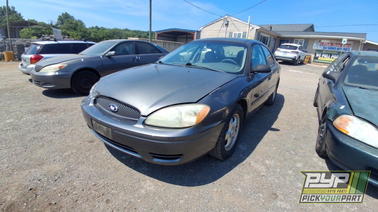 Photo of 2005 Ford Taurus