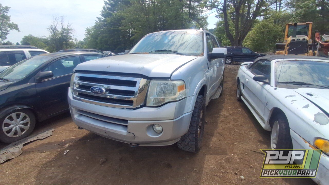 Photo of 2011 Ford Expedition