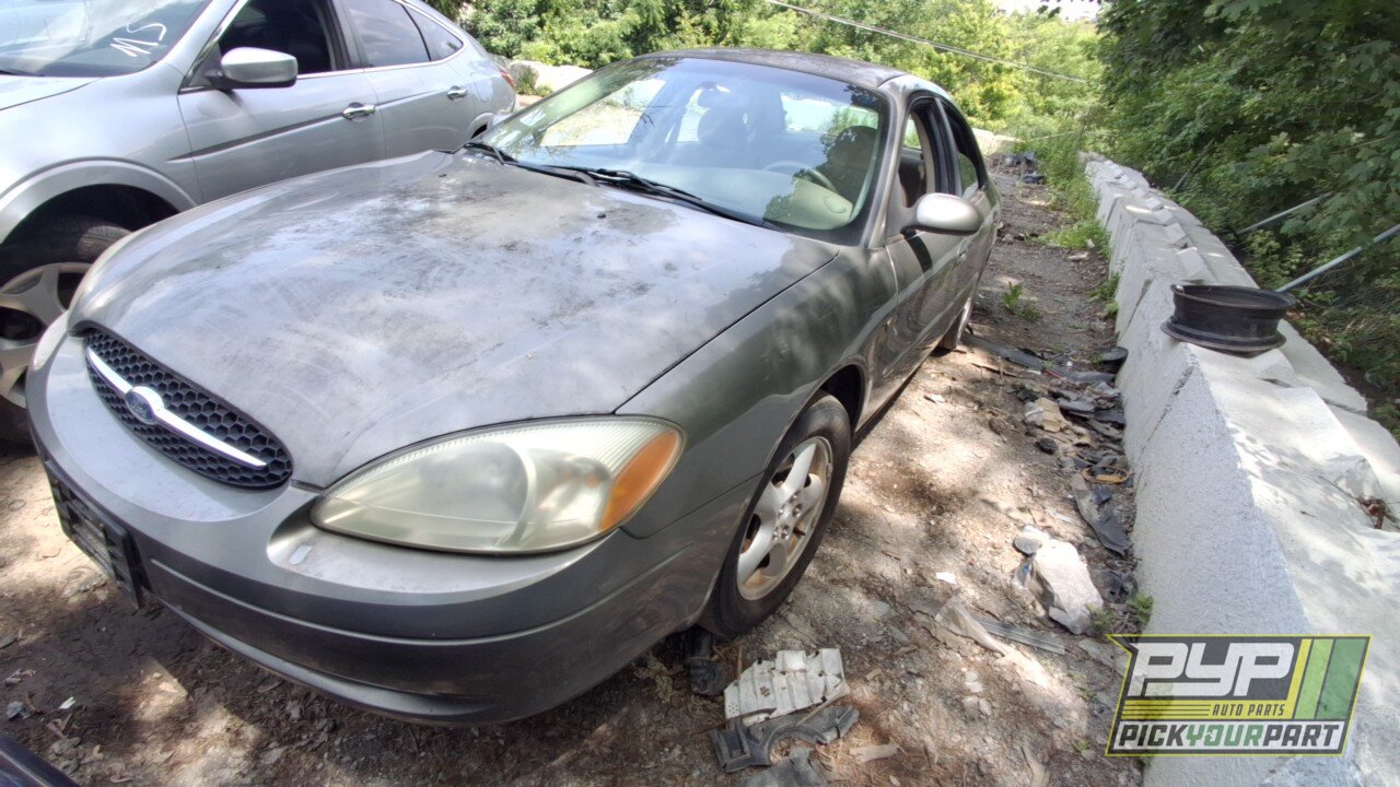 Photo of 2003 Ford Taurus