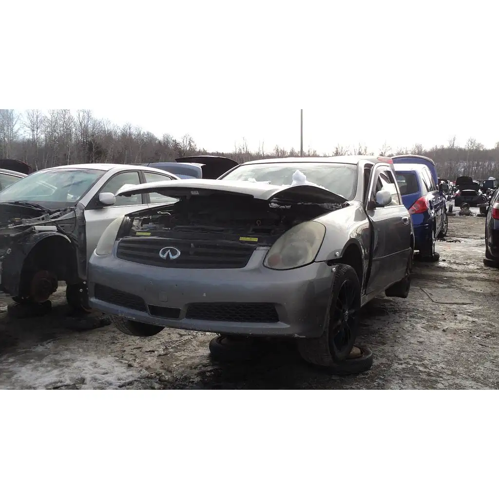 Photo of 2005 Infiniti G35 Sedan