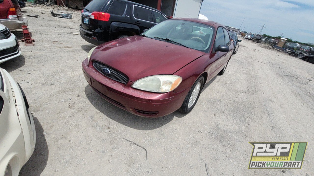 Photo of 2005 Ford Taurus