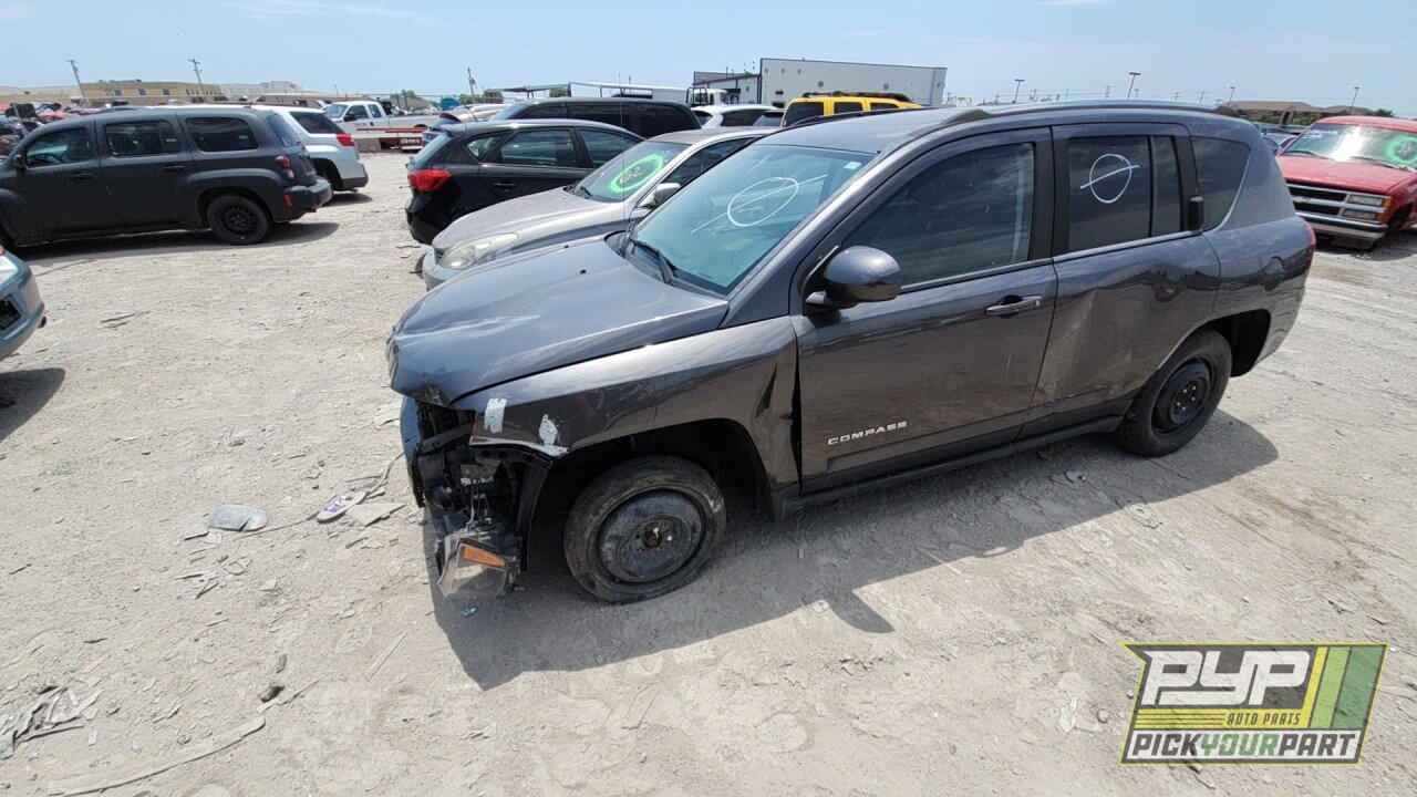 Photo of 2015 Jeep Compass
