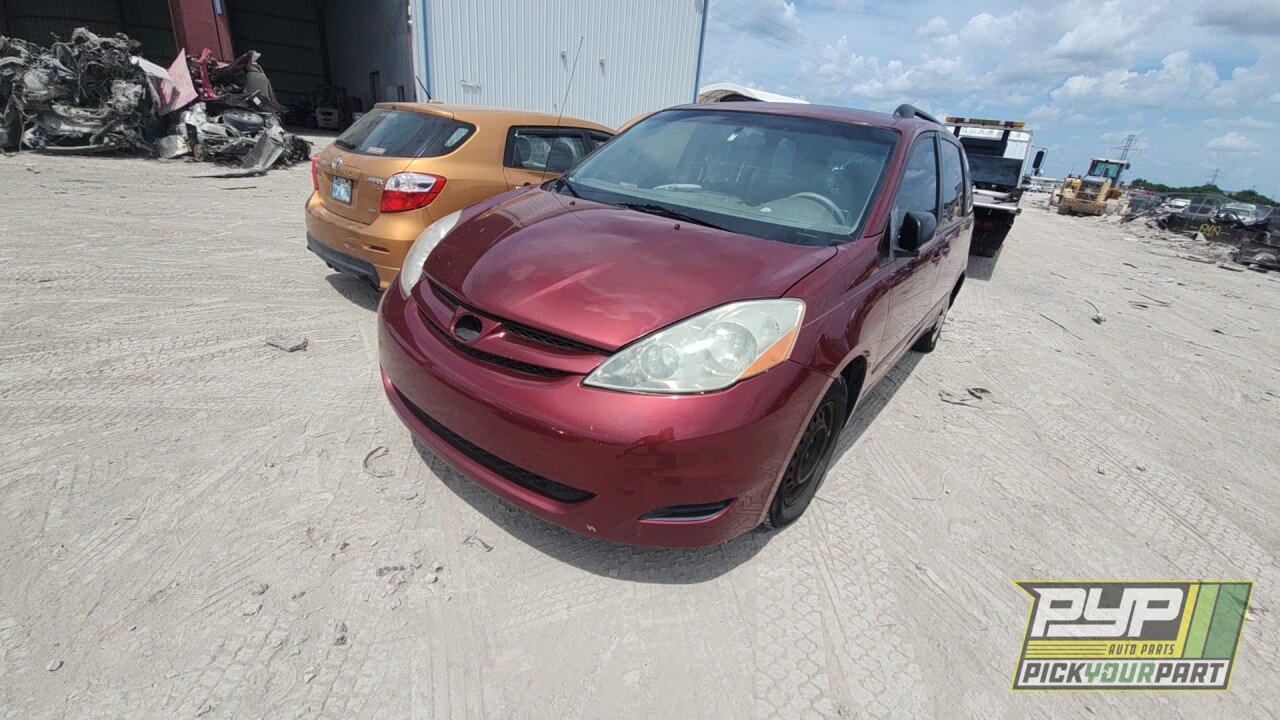 Photo of 2007 Toyota Sienna