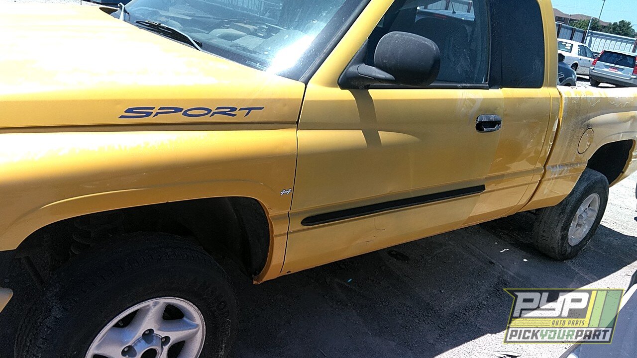 Photo of 2000 Dodge Ram 1500