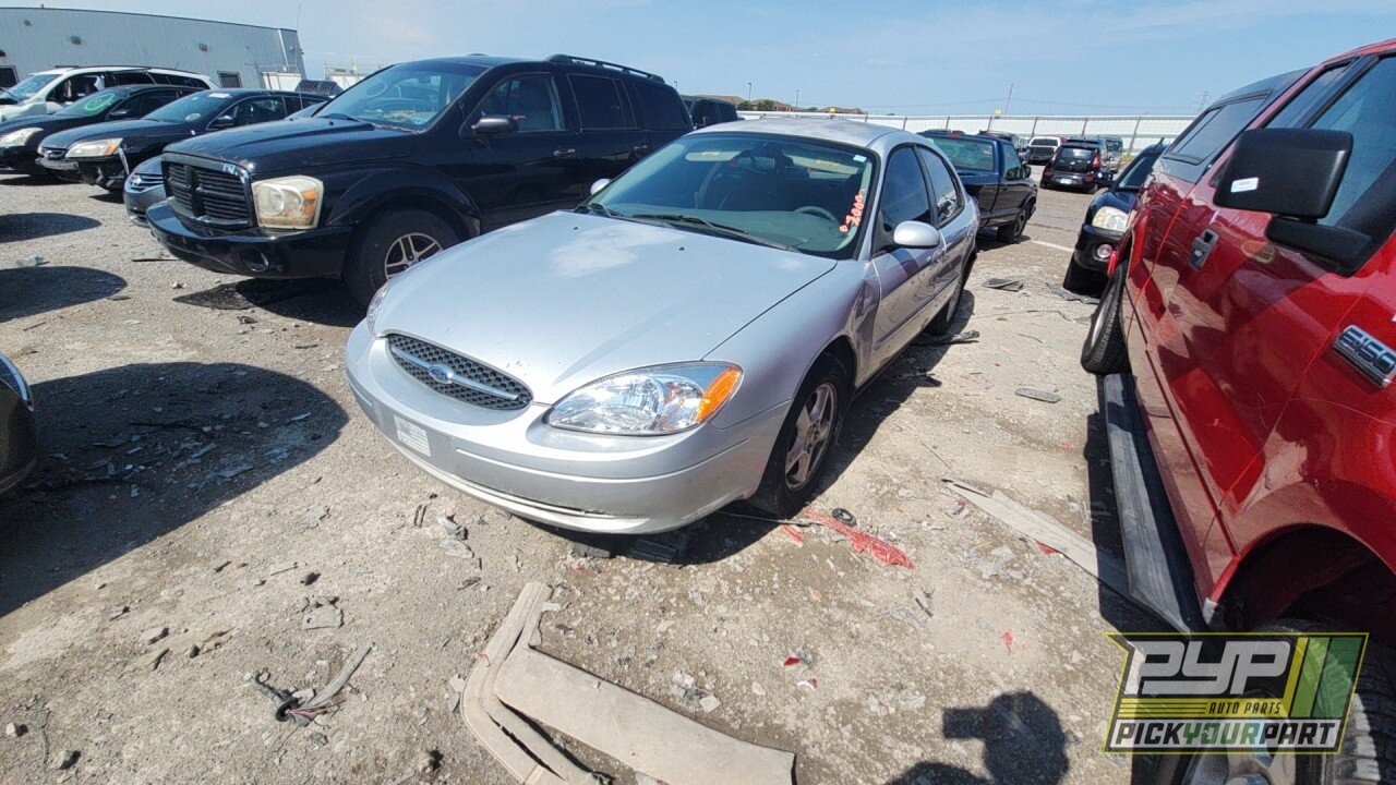 Photo of 2003 Ford Taurus