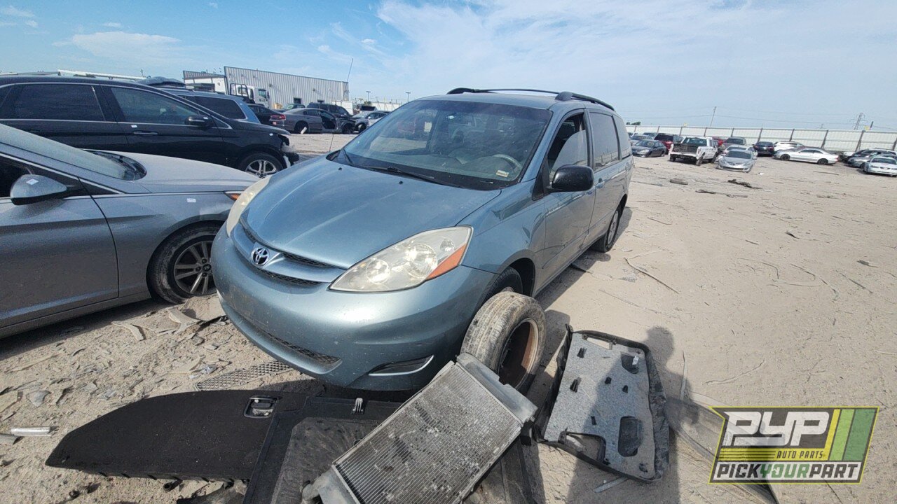 Photo of 2009 Toyota Sienna
