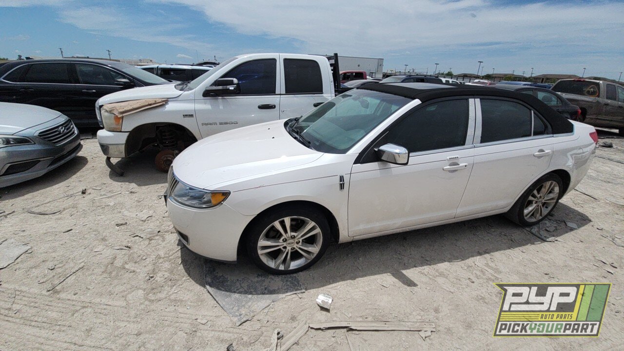 Photo of 2010 Lincoln Mkz