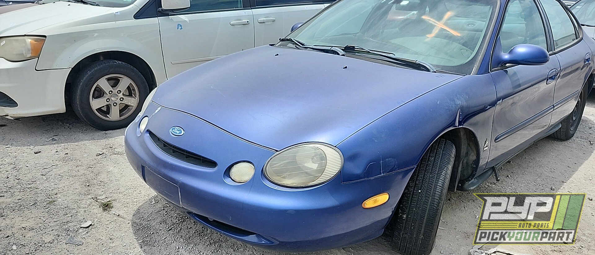 Photo of 1997 Ford Taurus