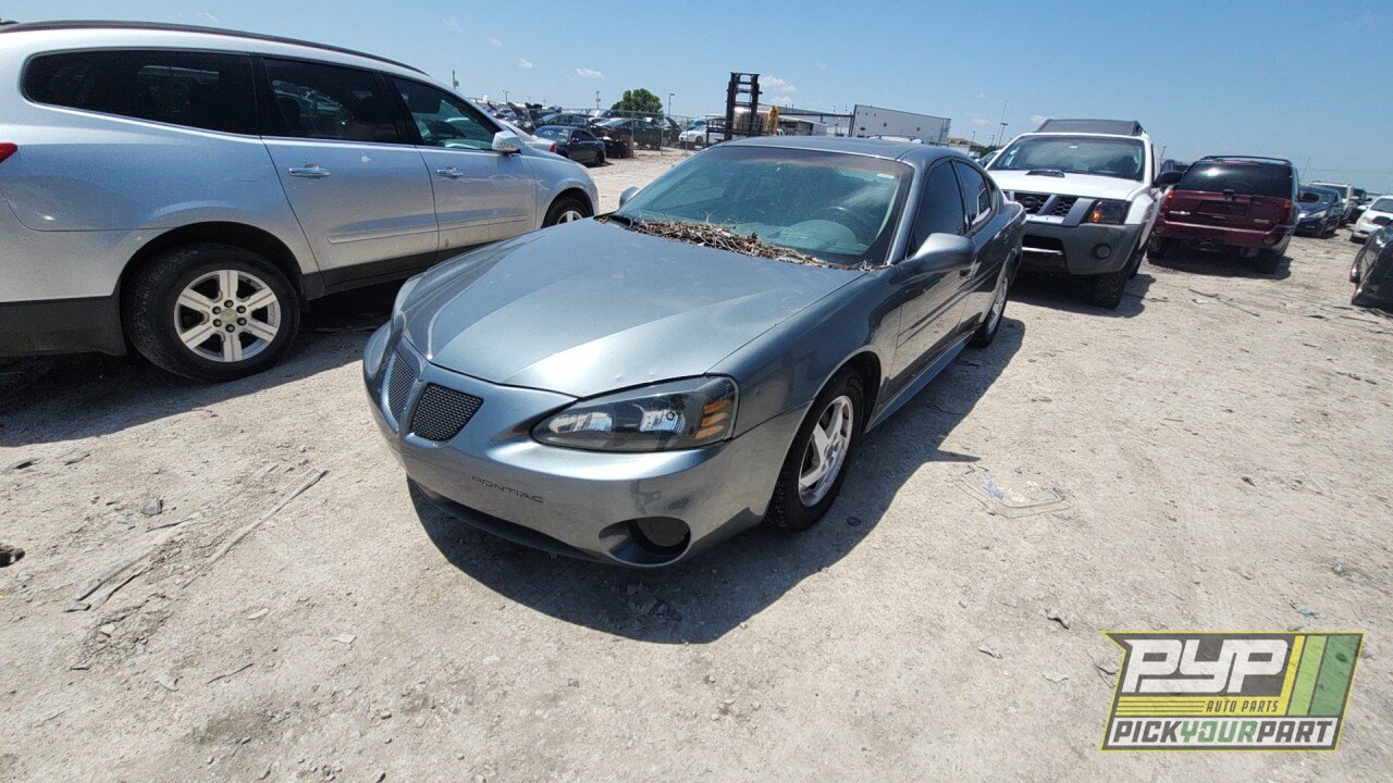 Photo of 2004 Pontiac Grand Prix