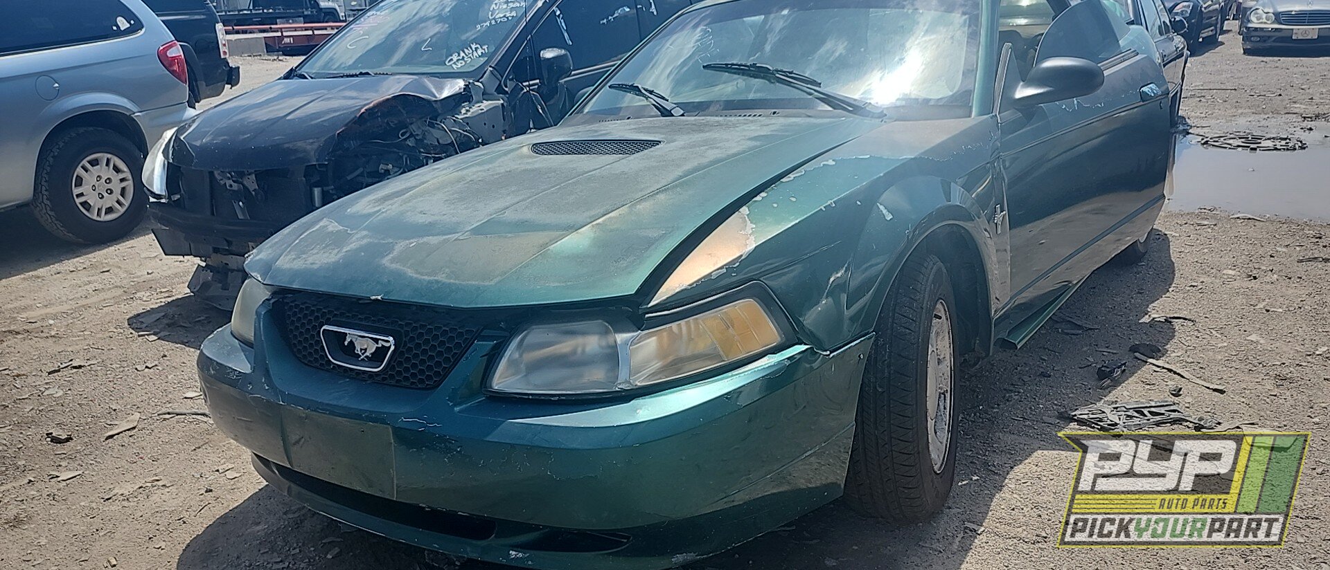 Photo of 1999 Ford Mustang