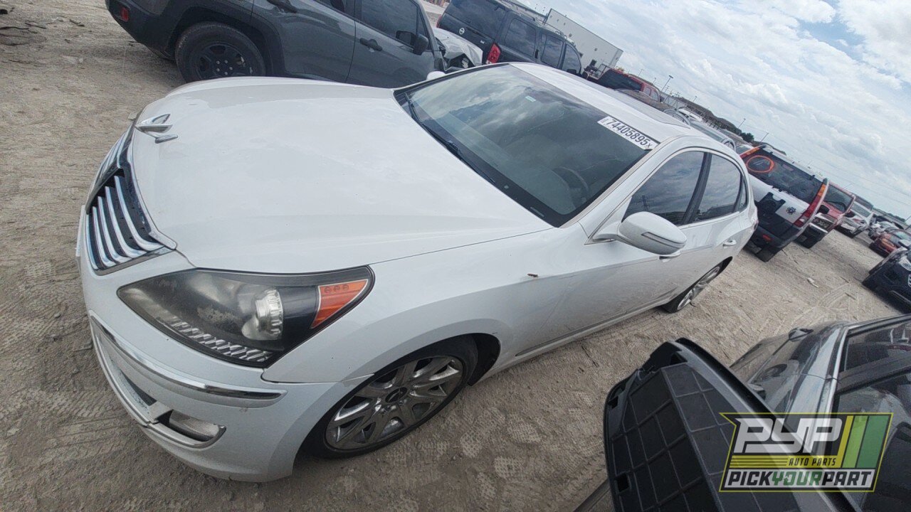 Photo of 2013 Hyundai Equus