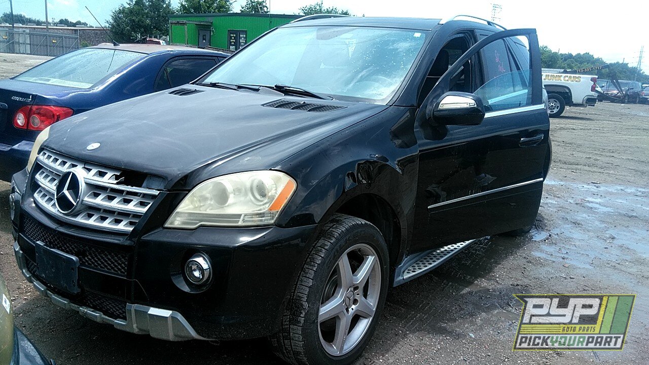 Photo of 2009 Mercedes-Benz Ml550