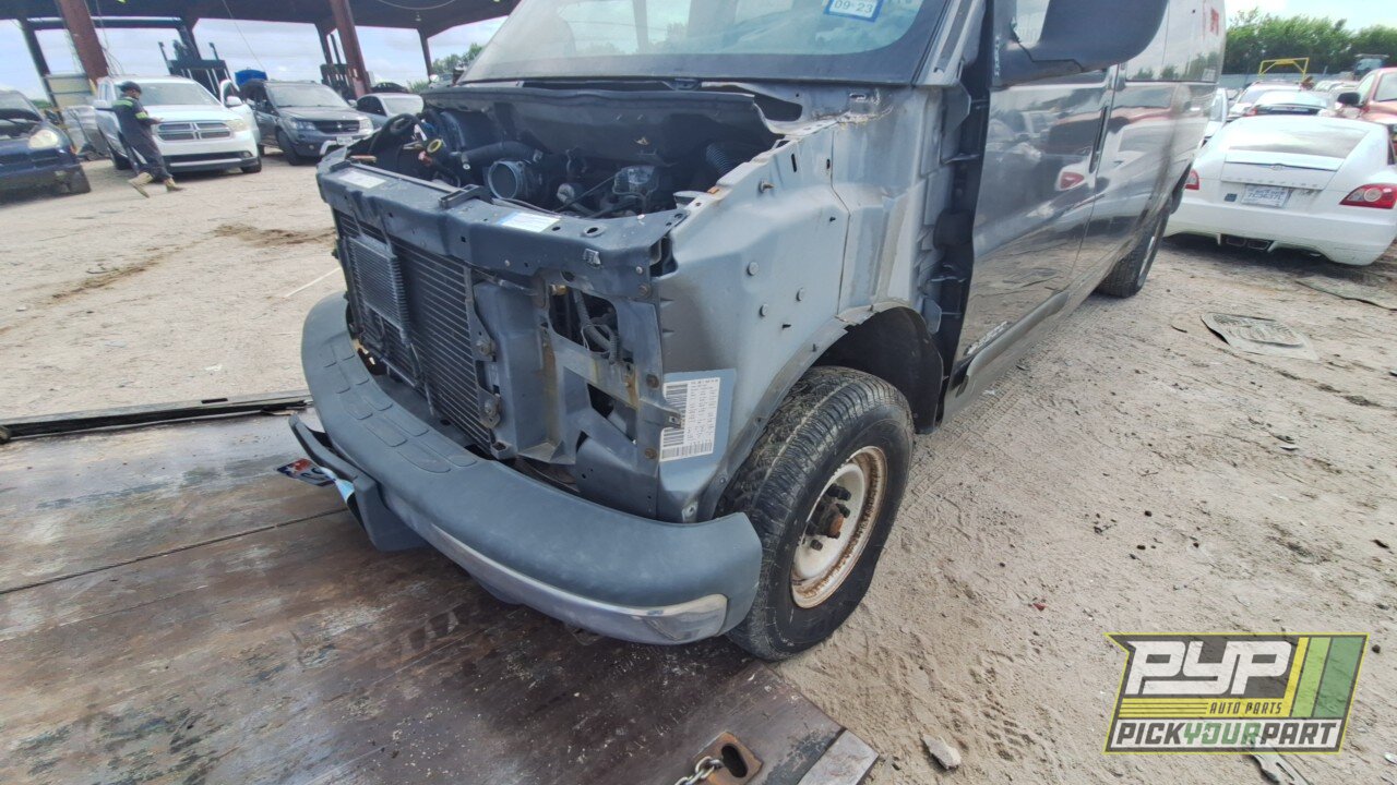 Photo of 2000 Chevrolet Express 3500