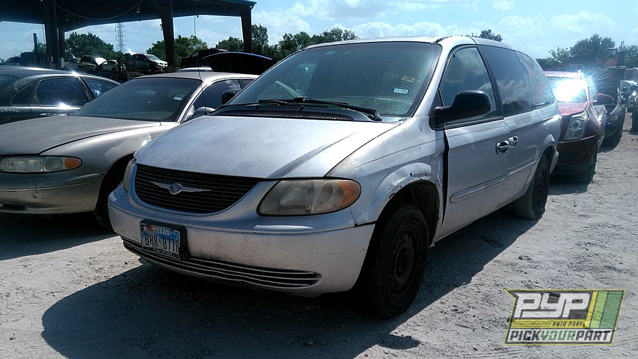 Photo of 2002 Chrysler Town & Country