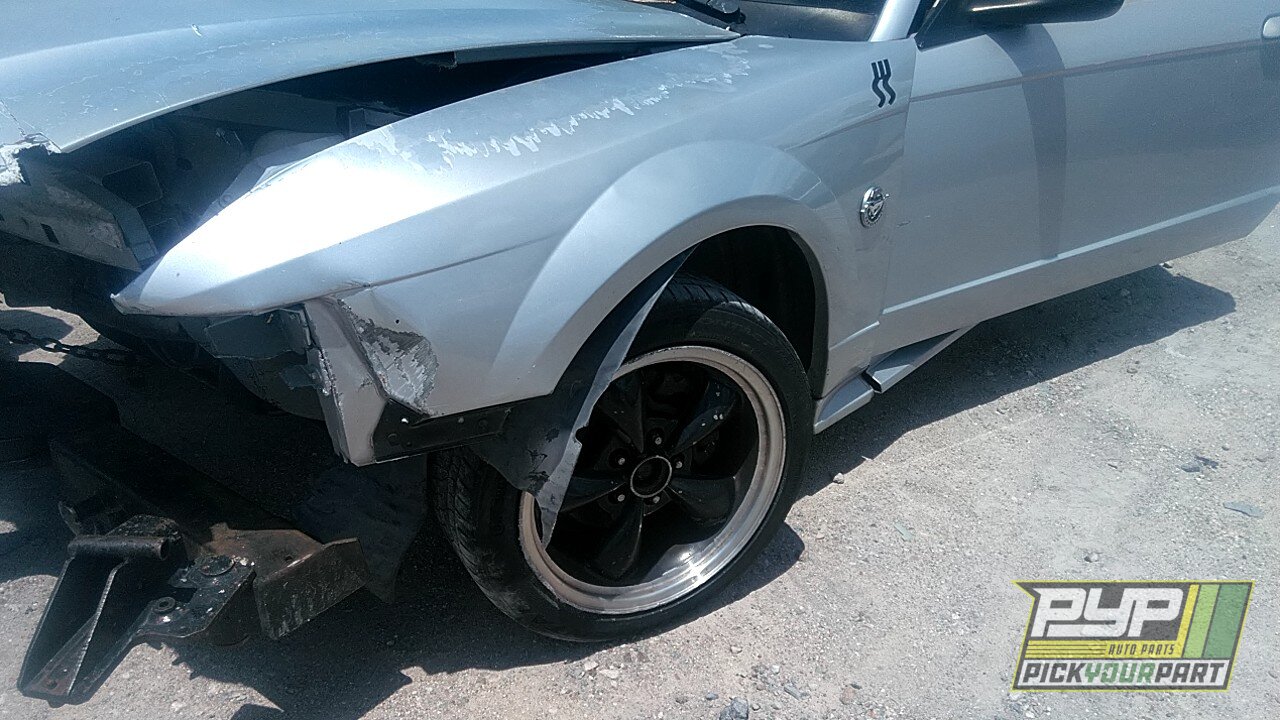 Photo of 2004 Ford Mustang