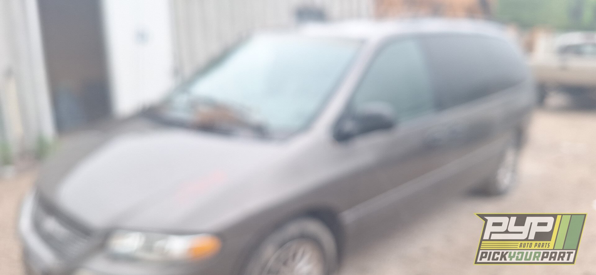 Photo of 1999 Chrysler Town & Country
