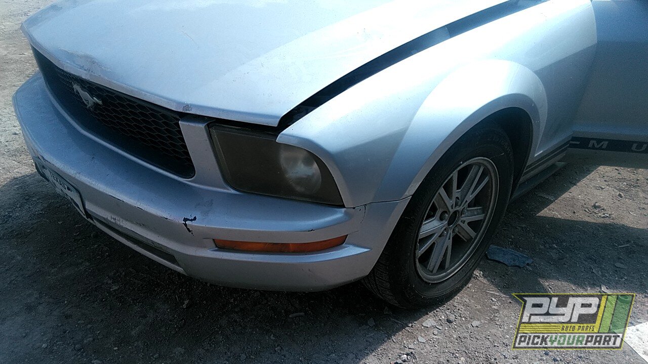Photo of 2005 Ford Mustang