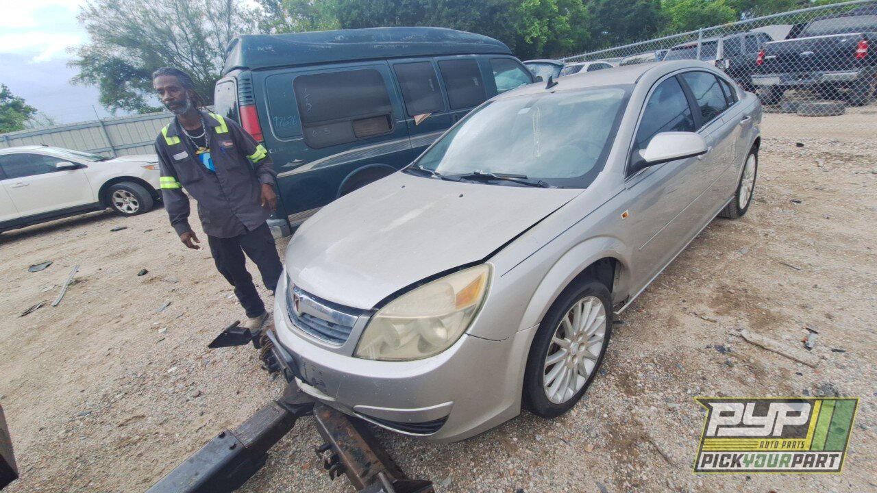 Photo of 2008 Saturn Aura
