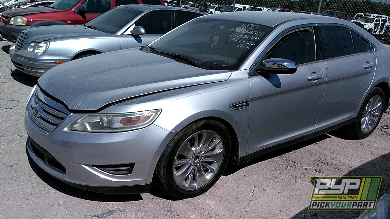 Photo of 2011 Ford Taurus
