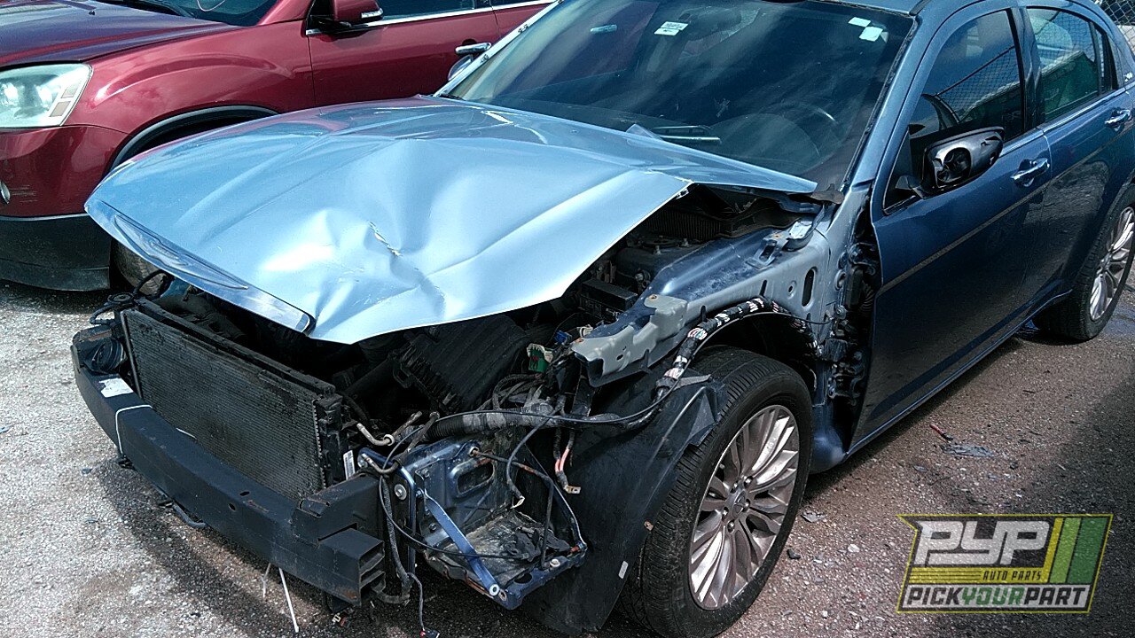 Photo of 2011 Chrysler 200