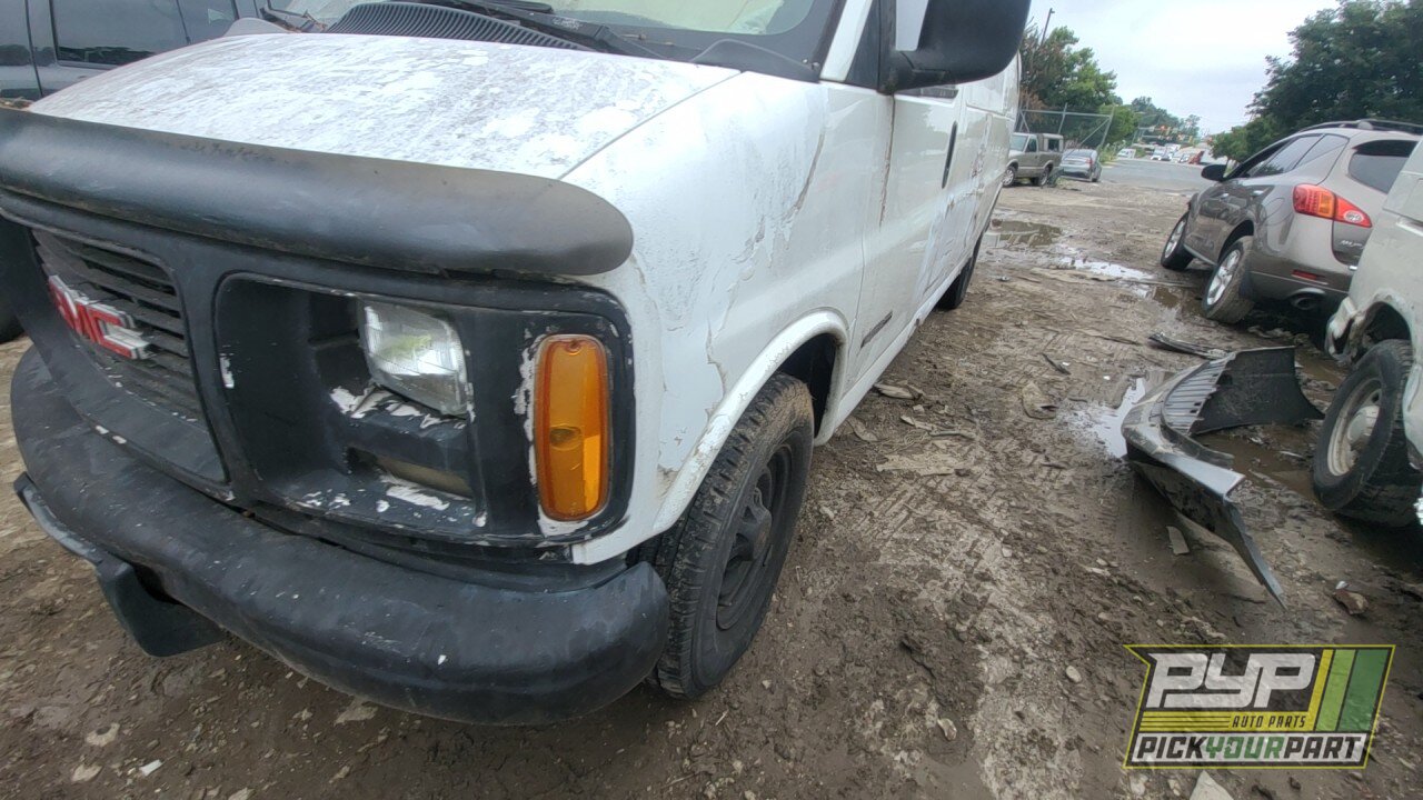 Photo of 2000 Gmc Savana 3500