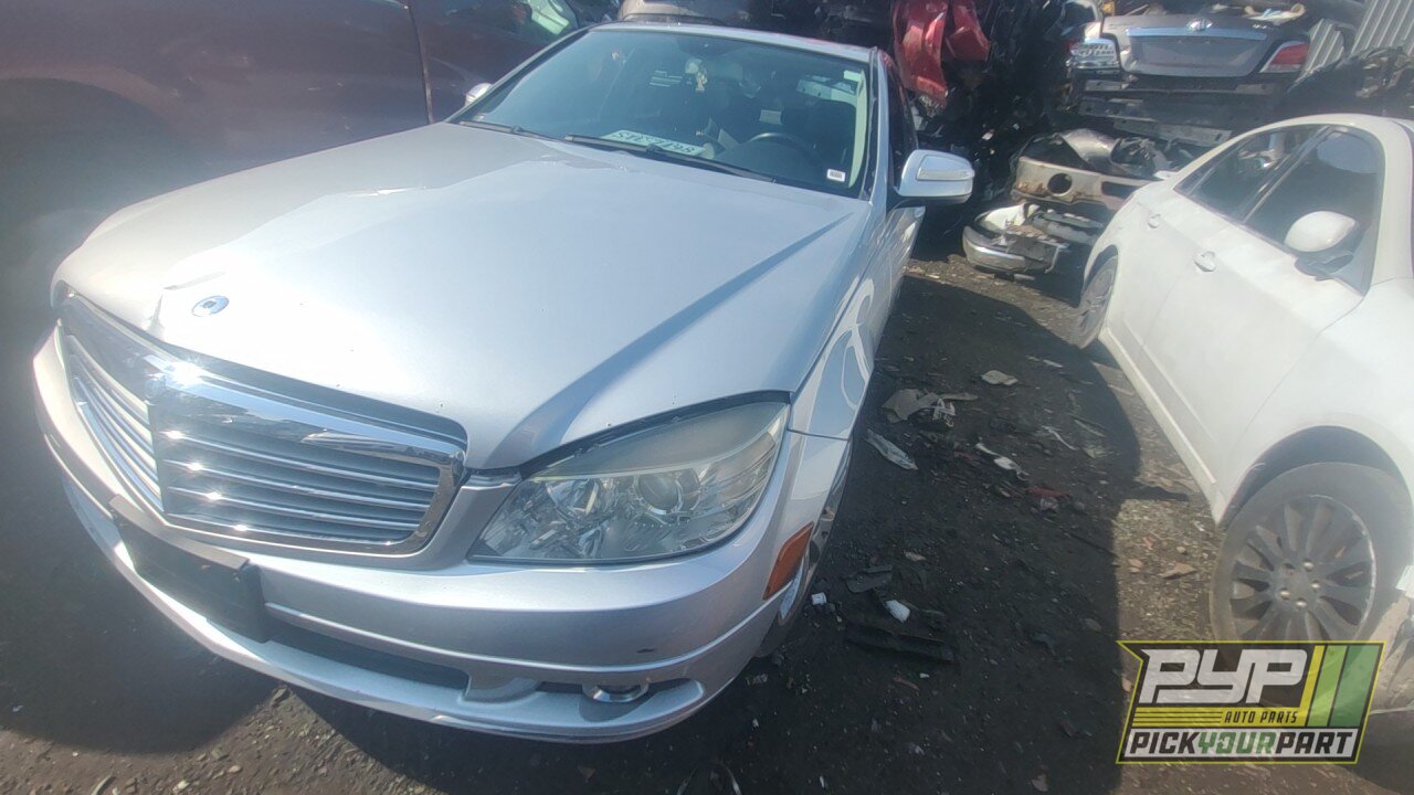 Photo of 2009 Mercedes-Benz C300