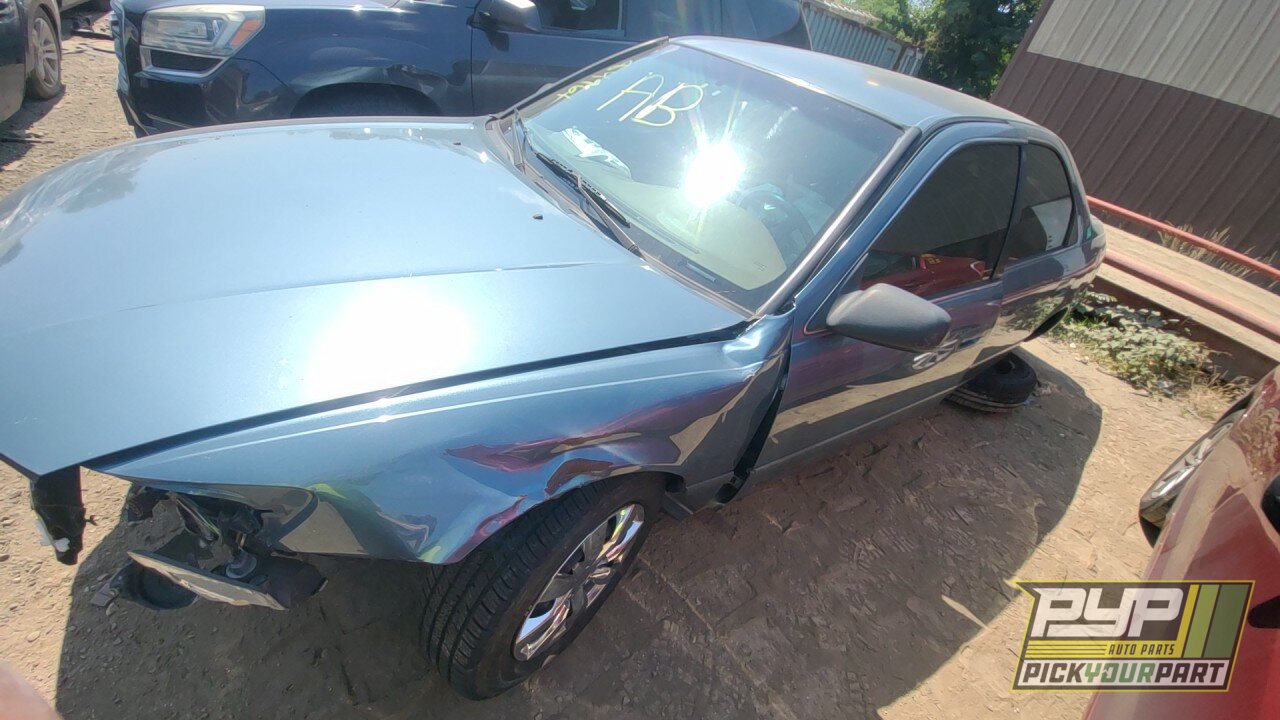 Photo of 2000 Toyota Camry