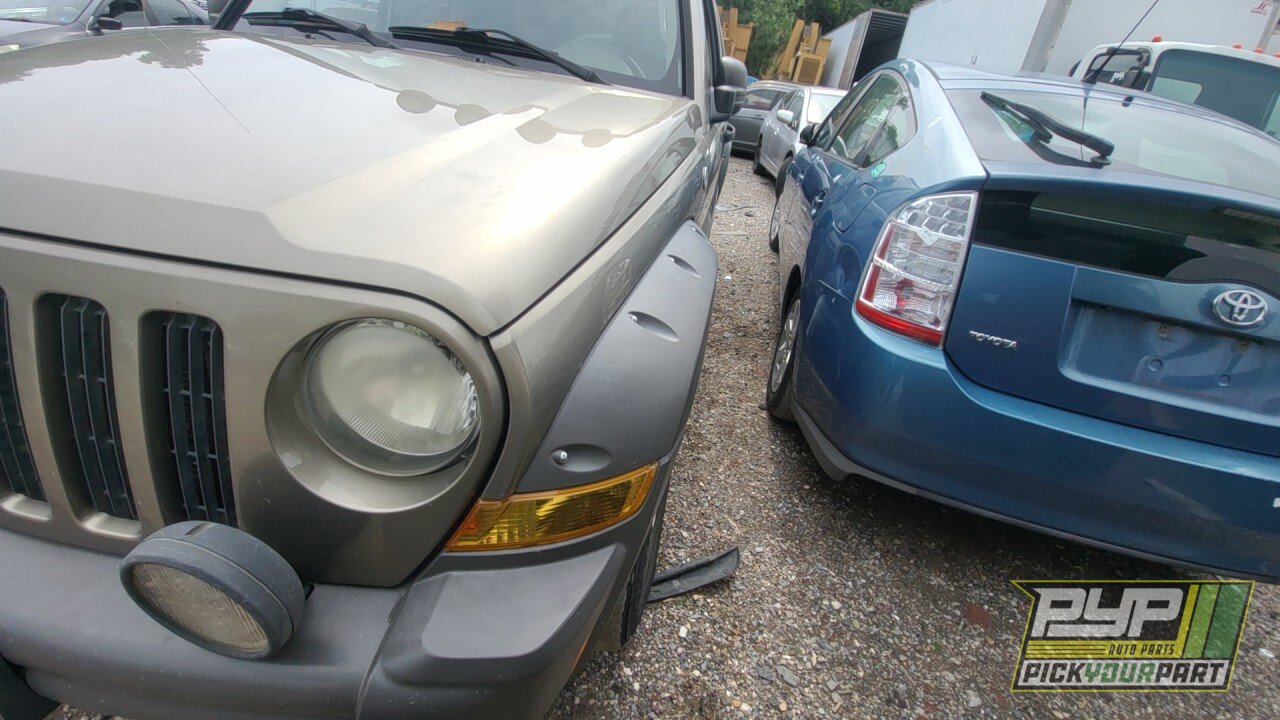 Photo of 2005 Jeep Liberty