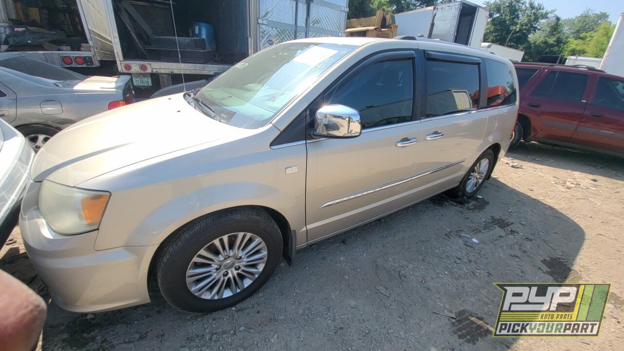 Photo of 2014 Chrysler Town & Country