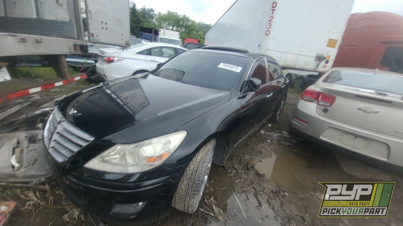 Photo of 2011 Hyundai Genesis