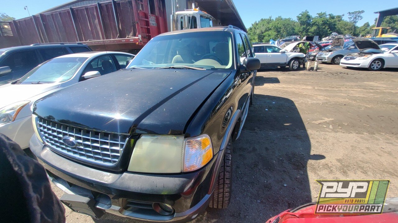 Photo of 2004 Ford Explorer