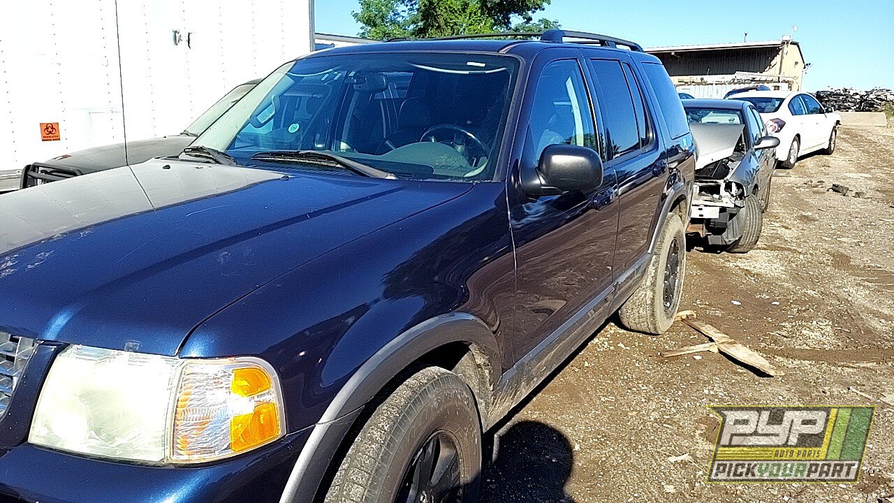 Photo of 2003 Ford Explorer